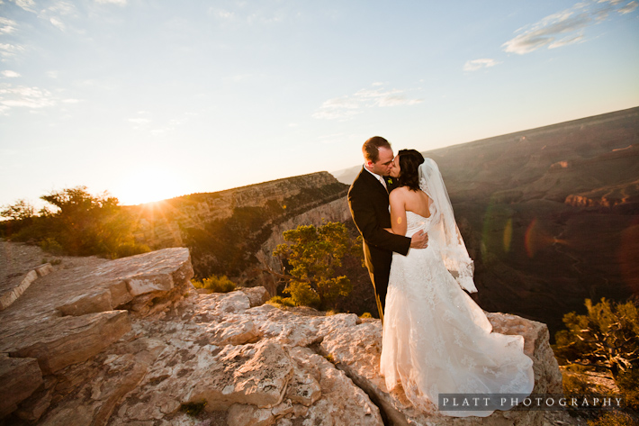 http://www.jaredplatt.com/wp-content/uploads/2010/10/Arizona-Wedding-Grand-Canyon-20.jpg