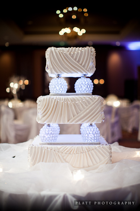 unusual wedding cakes