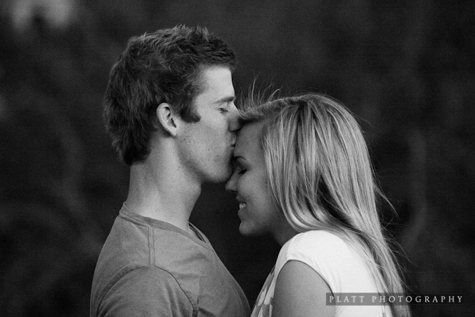 Phoenix-Engagement-Portraits-21 Engagement Portrait in Phoenix Arizona a Final Kiss