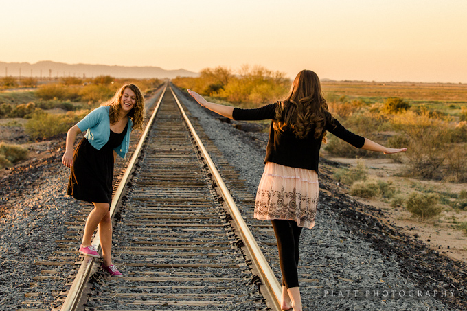 Senior portraits of twins in Chandler Arizona Desert (4)
