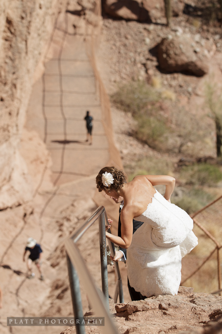 Wedding Photography on Camelback Mountain in Scottsdale Arizona (4) A Wedding on the top of camelback mountain in scottsdale arizona. (4)