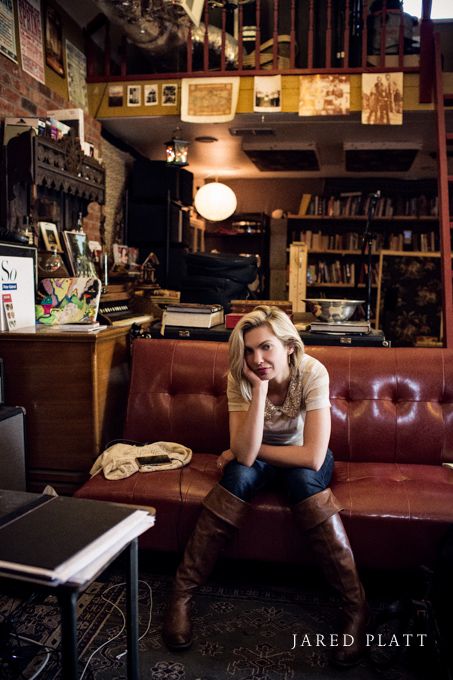 Documentary photographs of Mindy Gledhill in the recording studio in Nashville (8)